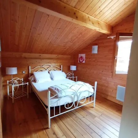 Chalet Auviana, Proches Lacs Et Pistes De Ski Chalet