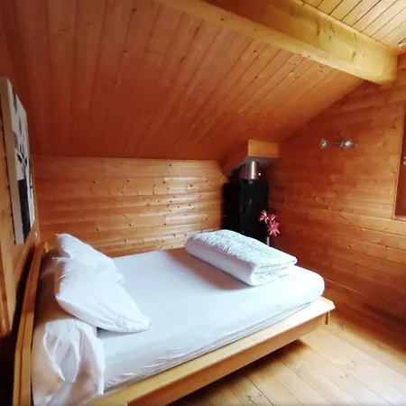 Chalet Auviana, Proches Lacs Et Pistes De Ski Chalet *